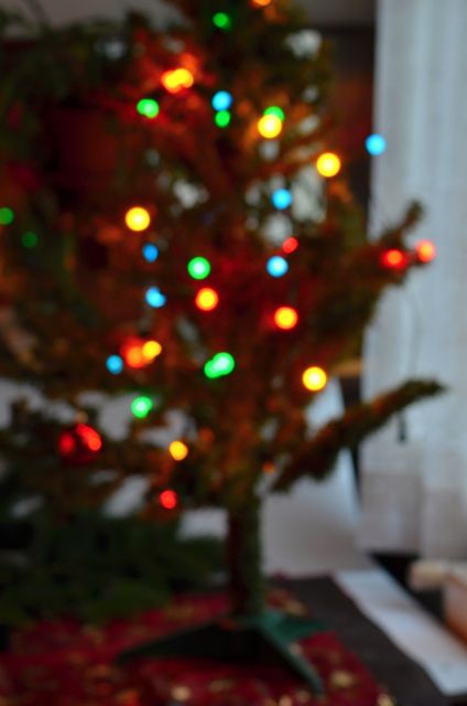 Vánoční stromek
Vánoční stromek - obrázek zdarma ke stažení k vytištění nebo poslat jako elektronickou pohlednici rozměry 1920px.
Keywords: Vánoční stromek